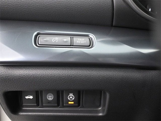 2023 Nissan Maxima SR