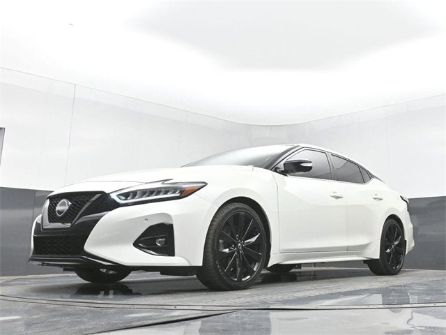 2023 Nissan Maxima SR