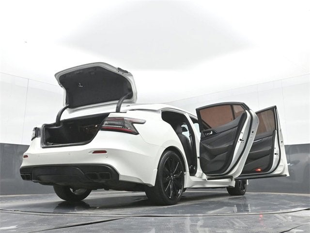 2023 Nissan Maxima SR