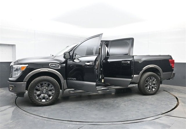 2017 Nissan Titan Platinum Reserve