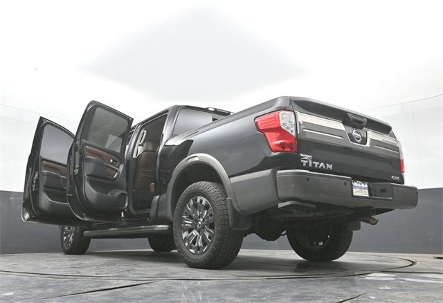 2017 Nissan Titan Platinum Reserve