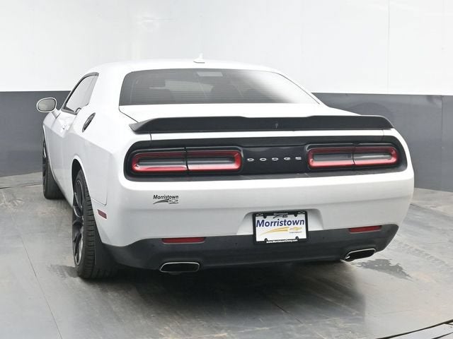 2015 Dodge Challenger SXT Plus
