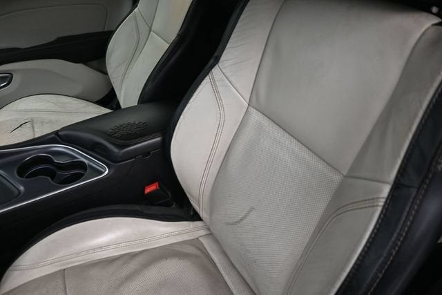2015 Dodge Challenger SXT Plus