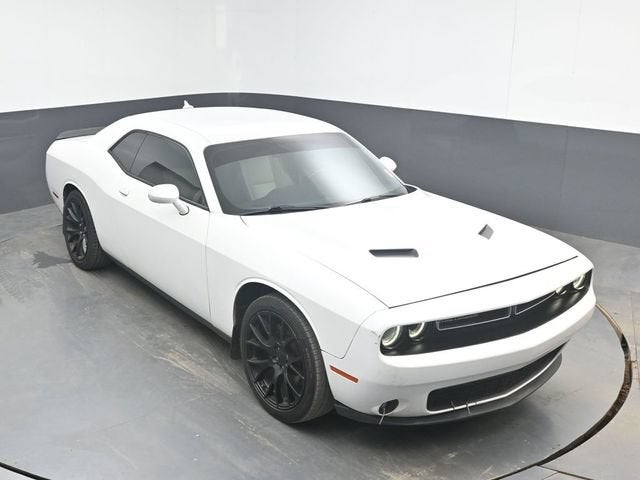 2015 Dodge Challenger SXT Plus