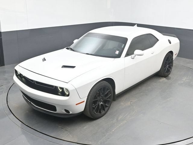 2015 Dodge Challenger SXT Plus
