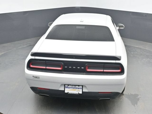 2015 Dodge Challenger SXT Plus
