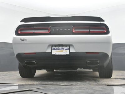 2015 Dodge Challenger SXT Plus