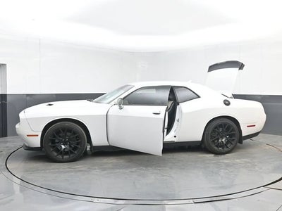 2015 Dodge Challenger SXT Plus