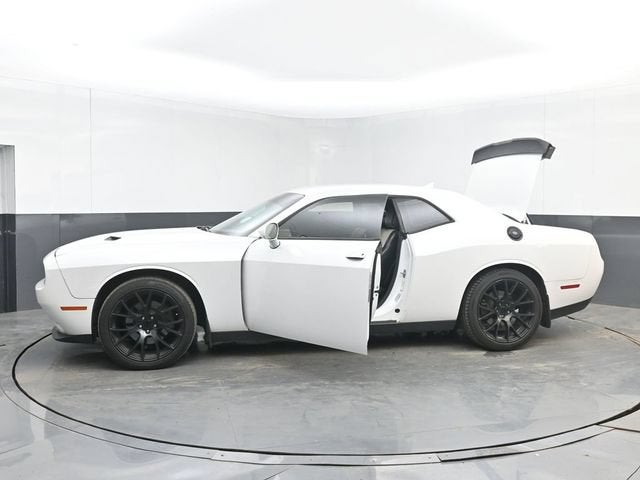 2015 Dodge Challenger SXT Plus