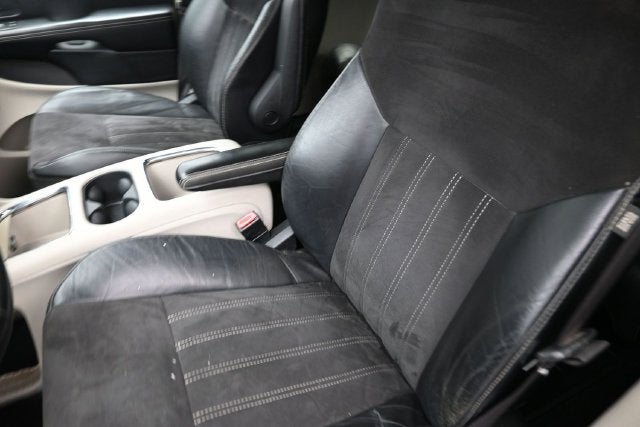 2014 Chrysler Town & Country Touring-L 30th Anniversary