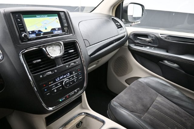 2014 Chrysler Town & Country Touring-L 30th Anniversary