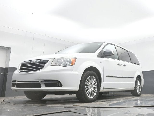 2014 Chrysler Town & Country Touring-L 30th Anniversary