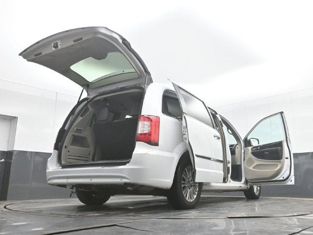 2014 Chrysler Town & Country Touring-L 30th Anniversary