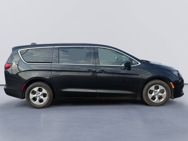 2017 Chrysler Pacifica LX