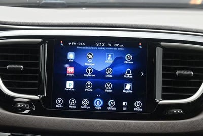 2017 Chrysler Pacifica Touring