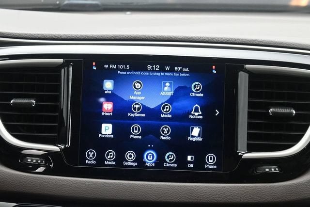 2017 Chrysler Pacifica Touring