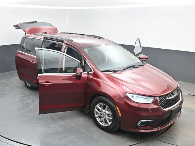 2021 Chrysler Pacifica Touring