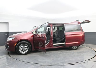 2021 Chrysler Pacifica Touring