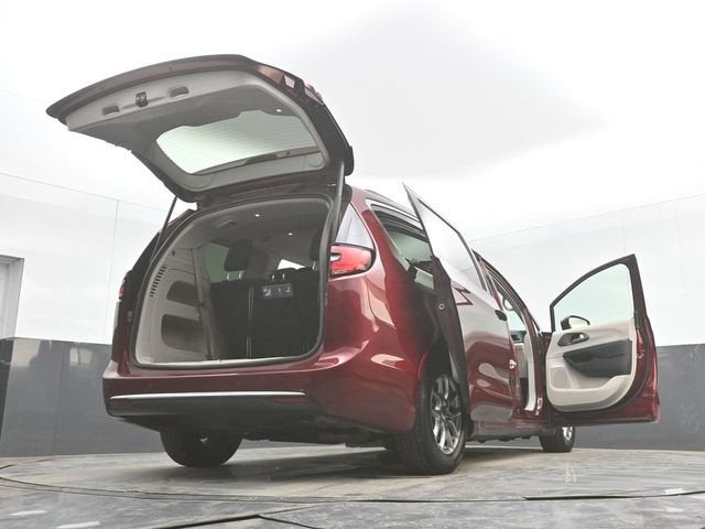 2021 Chrysler Pacifica Touring