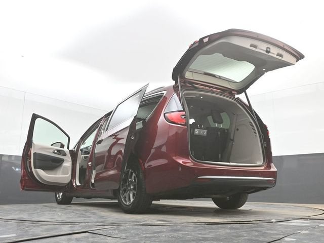 2021 Chrysler Pacifica Touring