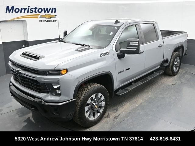 2024 Chevrolet Silverado HD Custom 4WD Crew Cab Standard Box's photo