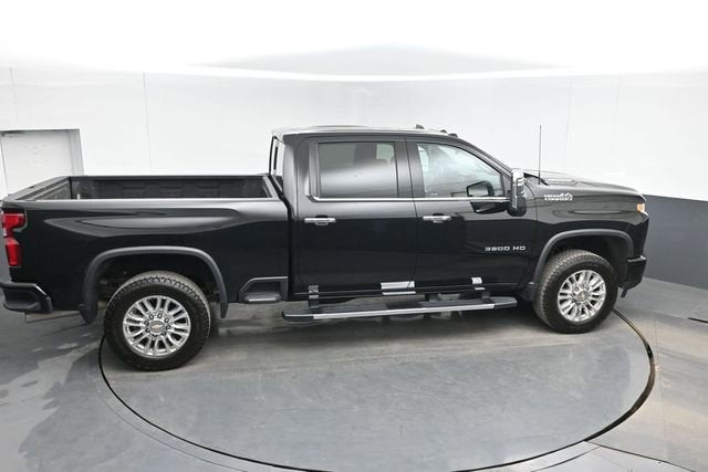 2022 Chevrolet Silverado 3500 HD High Country