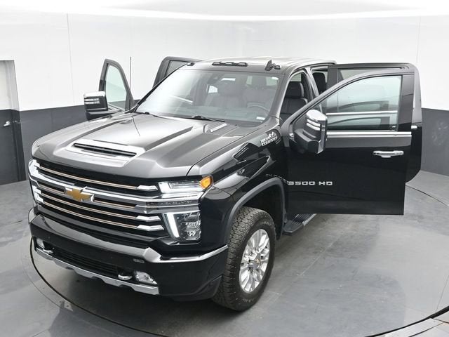 2022 Chevrolet Silverado 3500 HD High Country