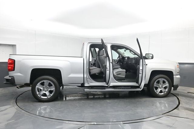 2019 Chevrolet Silverado LD Custom