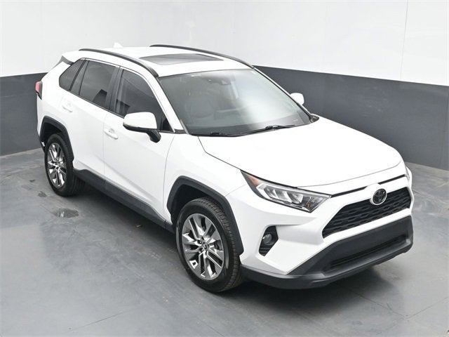 2020 Toyota RAV4 XLE Premium