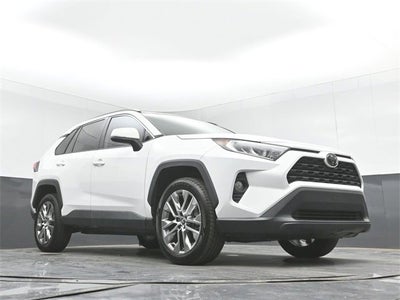 2020 Toyota RAV4 XLE Premium