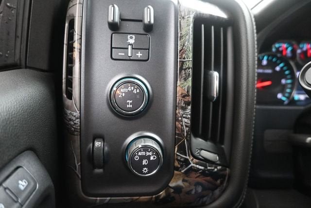 2018 Chevrolet Silverado 1500 LTZ Z71 - Photo 24