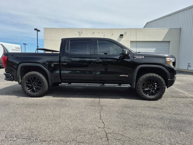 2020 GMC Sierra 4WD Crew Cab Short Box AT4's photo
