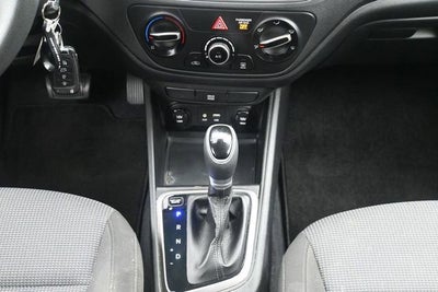 2022 Hyundai Accent SE