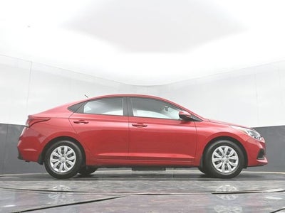 2022 Hyundai Accent SE