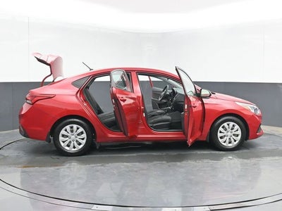 2022 Hyundai Accent SE