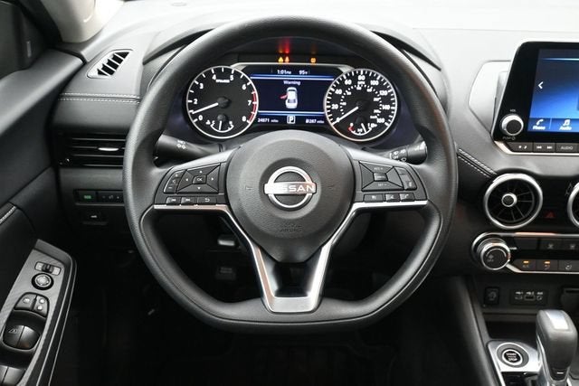 2024 Nissan Sentra SV Xtronic CVT