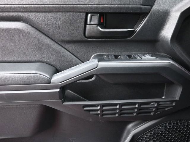 2025 Toyota Tacoma 4WD SR