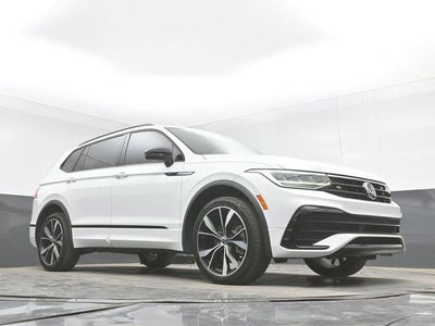 2022 Volkswagen Tiguan SE R-Line Black