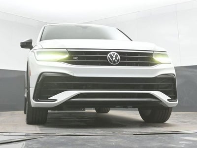 2022 Volkswagen Tiguan SE R-Line Black