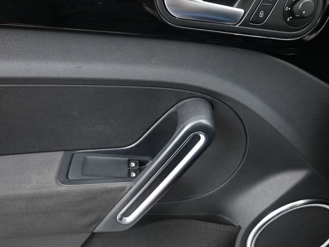 2013 Volkswagen Beetle 2.0T Turbo