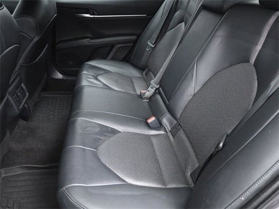 2022 Toyota Camry Hybrid XLE