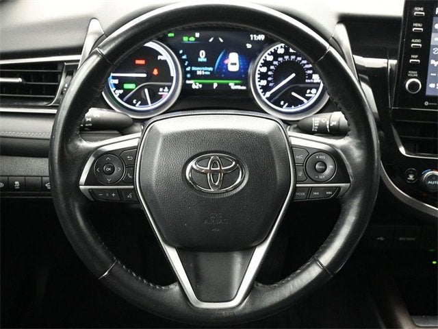 2022 Toyota Camry Hybrid XLE