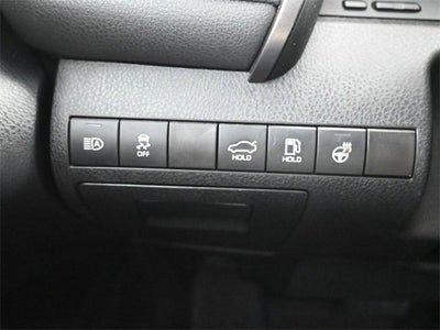 2022 Toyota Camry Hybrid XLE