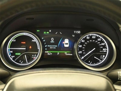 2022 Toyota Camry Hybrid XLE