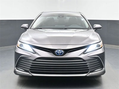 2022 Toyota Camry Hybrid XLE