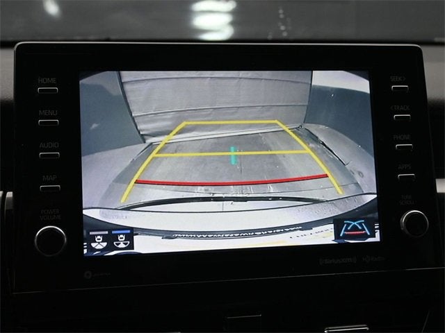 2022 Toyota Camry Hybrid XLE