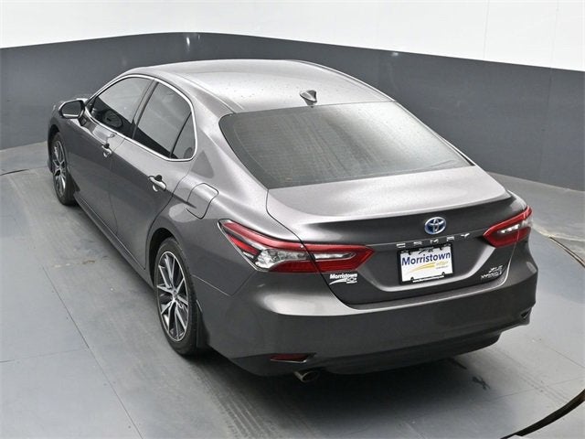 2022 Toyota Camry Hybrid XLE