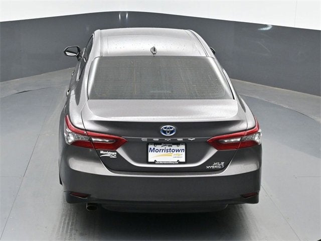 2022 Toyota Camry Hybrid XLE