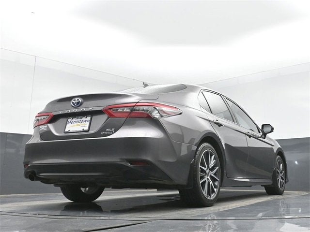 2022 Toyota Camry Hybrid XLE