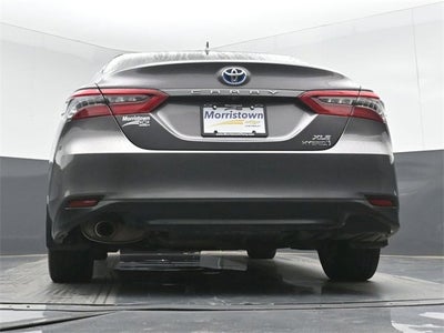 2022 Toyota Camry Hybrid XLE